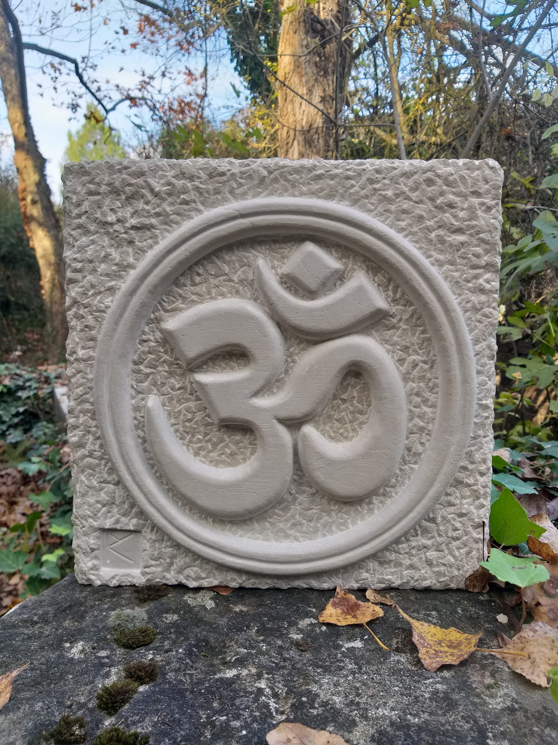 Escultura geometria sagrada Om