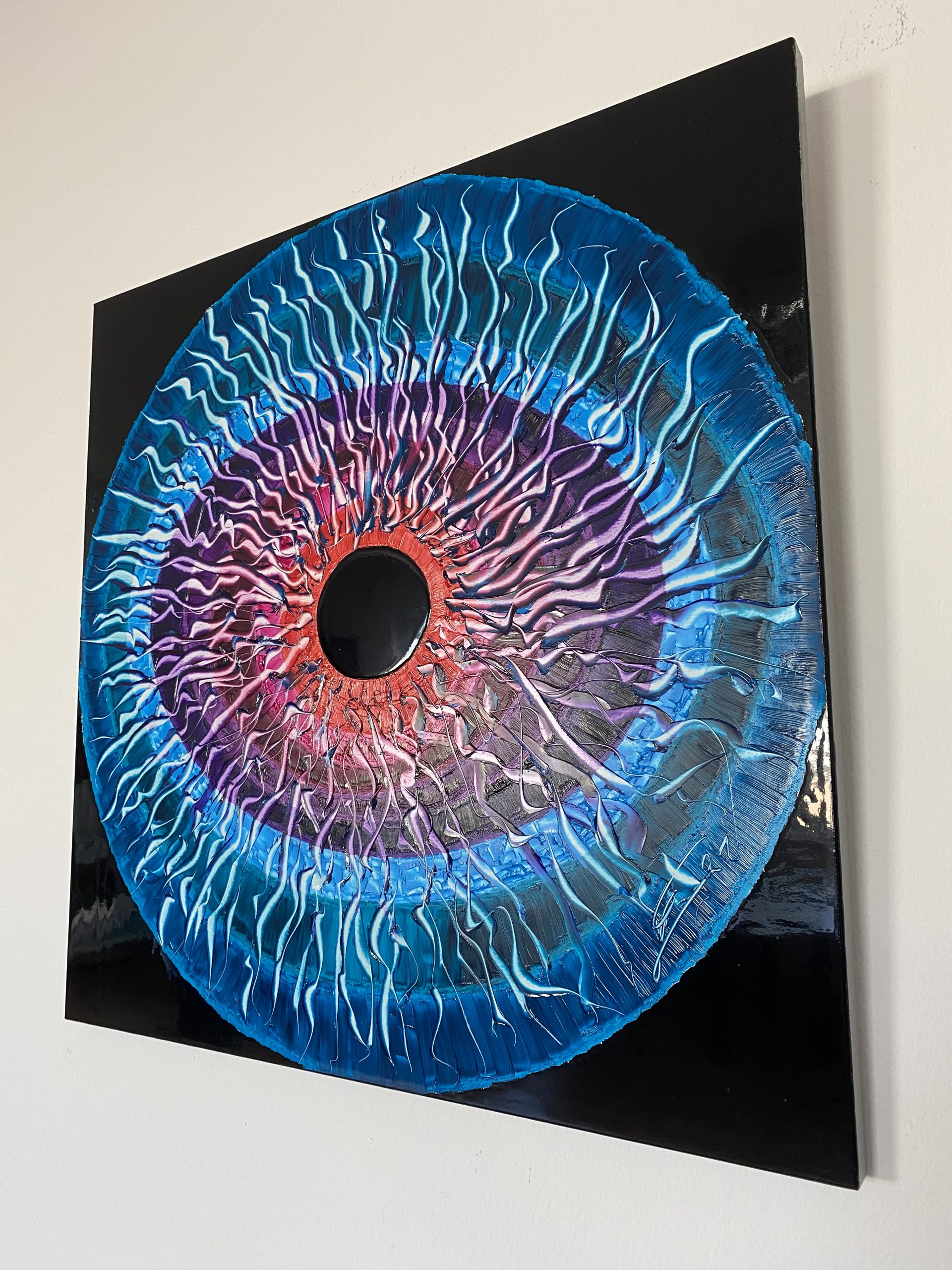 EYE1