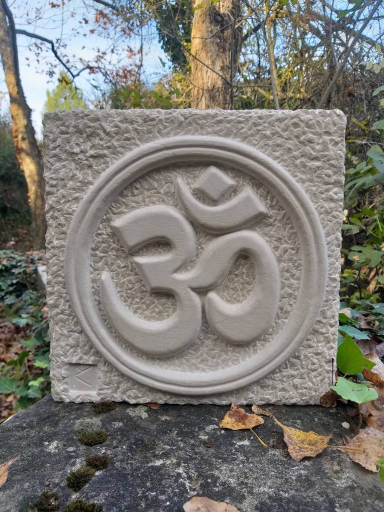 Escultura geometria sagrada Om — Raul Caro